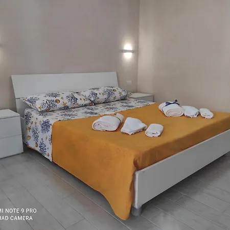 Via Veneto * Tropea